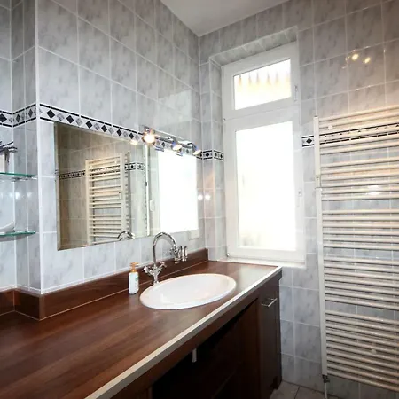 Stranddistel By Rujana *